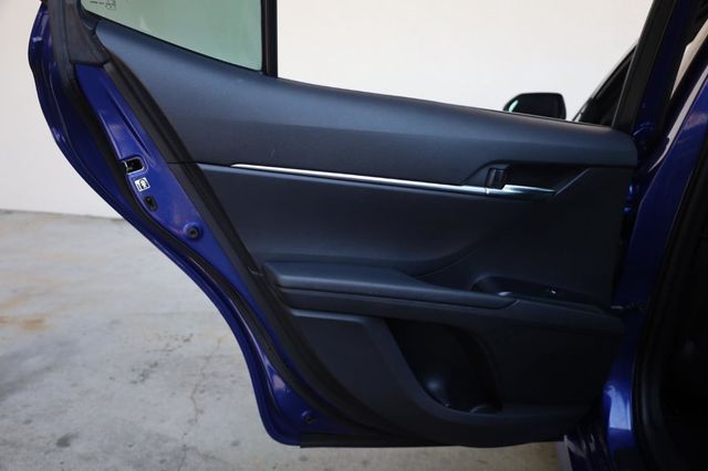 2018 Toyota Camry L - 23043498 - 16