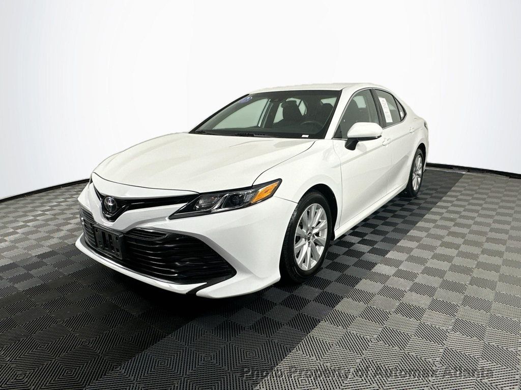 2018 TOYOTA CAMRY L Automatic - 22404077 - 33