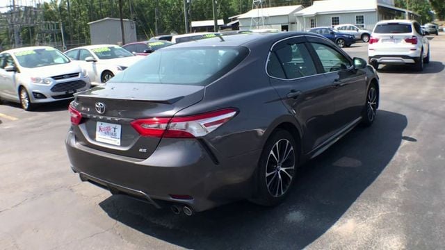 2018 Toyota Camry L Automatic - 22405500 - 7