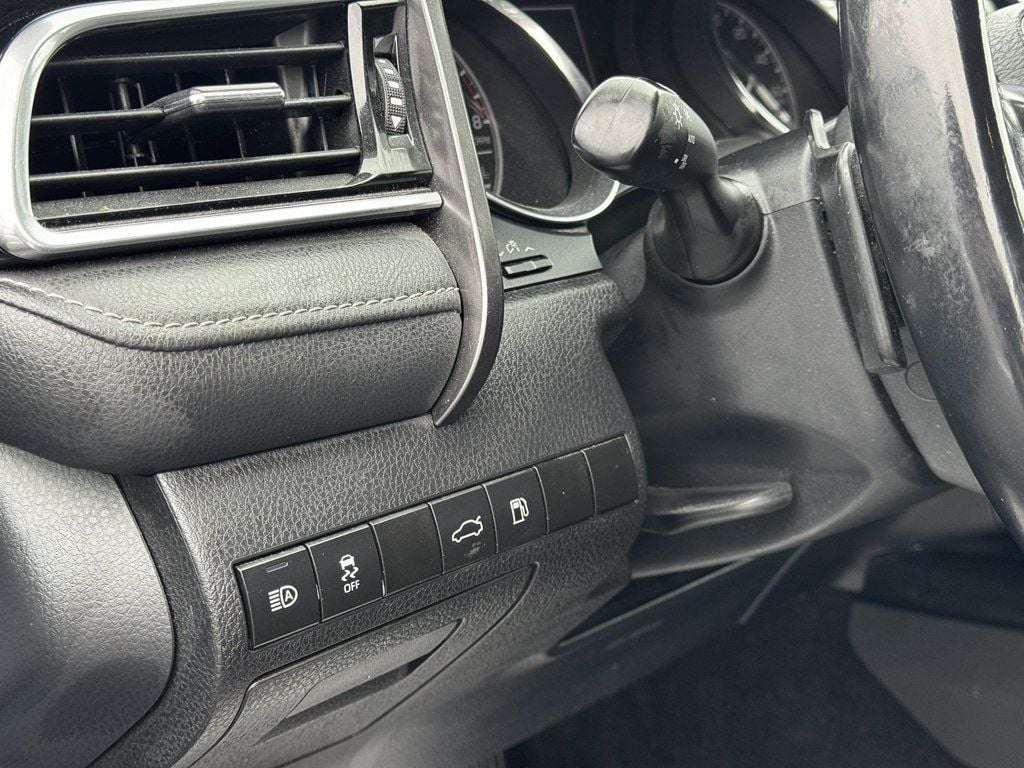 2018 Toyota Camry L Automatic - 22979945 - 9