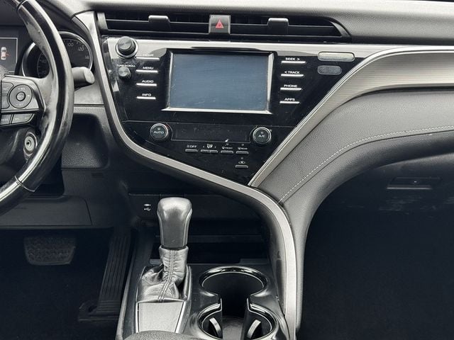 2018 Toyota Camry L Automatic - 22979945 - 17