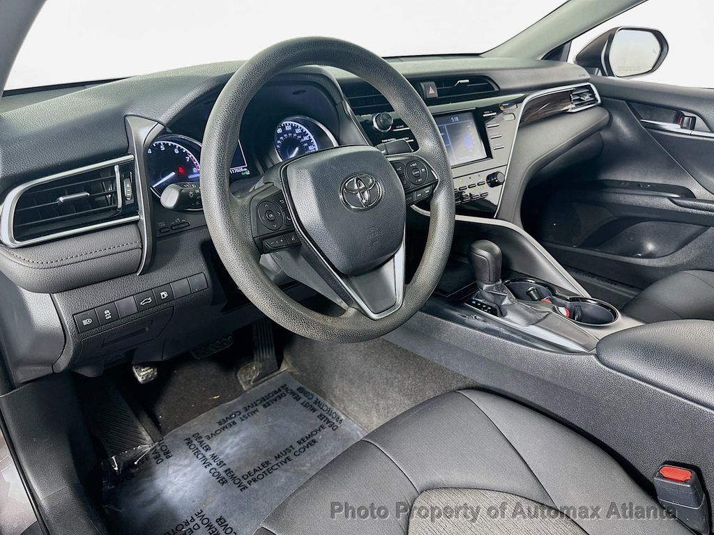 2018 Toyota Camry LE - 22609735 - 9