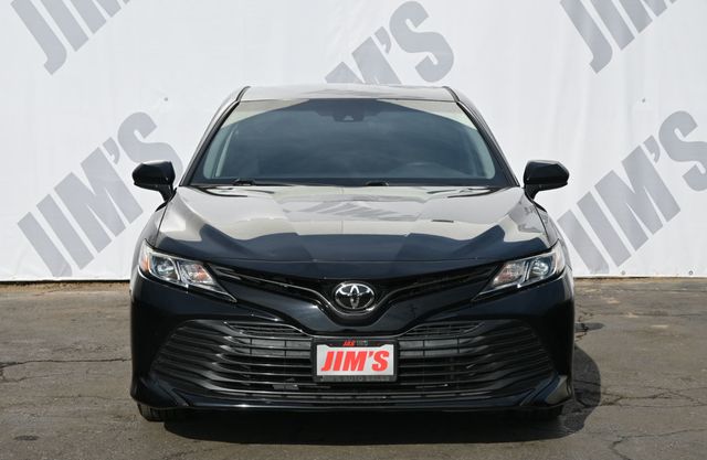 2018 Toyota Camry LE - 22961561 - 1