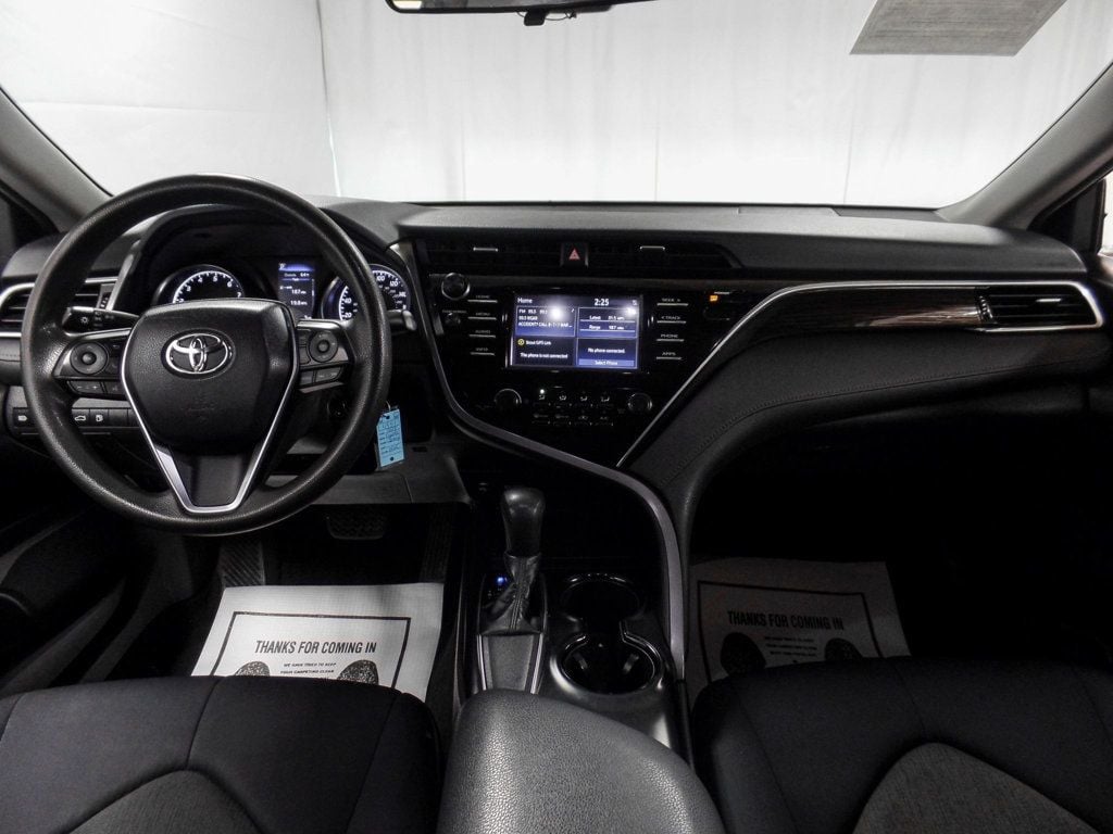 2018 Toyota Camry LE - 22357041 - 12