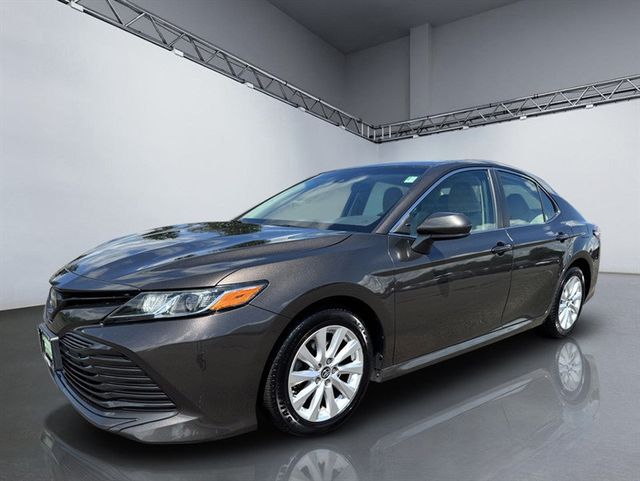 2018 Toyota Camry LE Automatic - 23064447 - 10