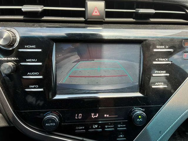 2018 Toyota Camry LE Automatic - 23016275 - 10