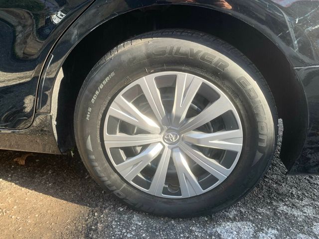 2018 Toyota Camry LE Automatic - 22951271 - 14