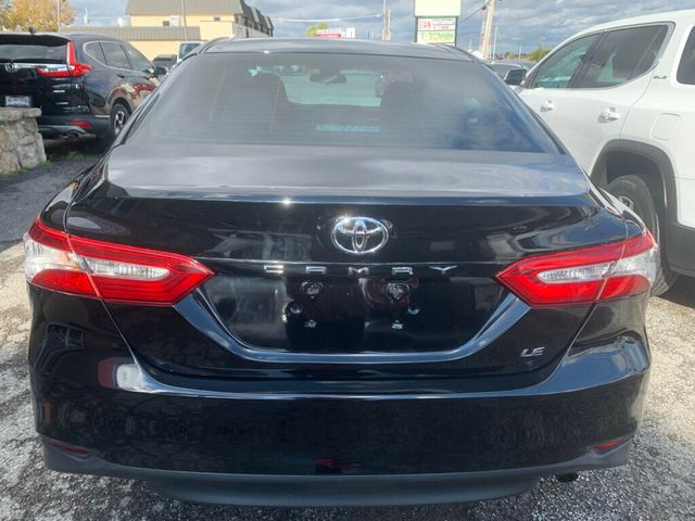 2018 Toyota Camry LE Automatic - 22951271 - 17