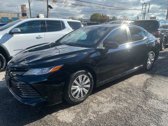 2018 Toyota Camry LE Automatic - 22951271 - 2