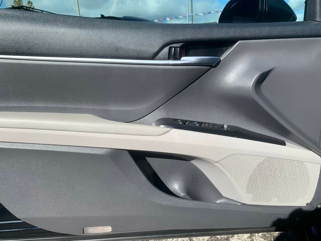 2018 Toyota Camry LE Automatic - 22951271 - 3