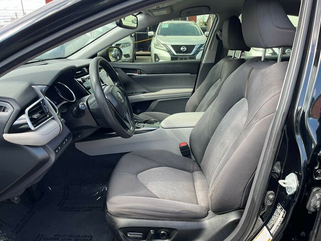 2018 Toyota Camry LE Automatic - 22929994 - 11