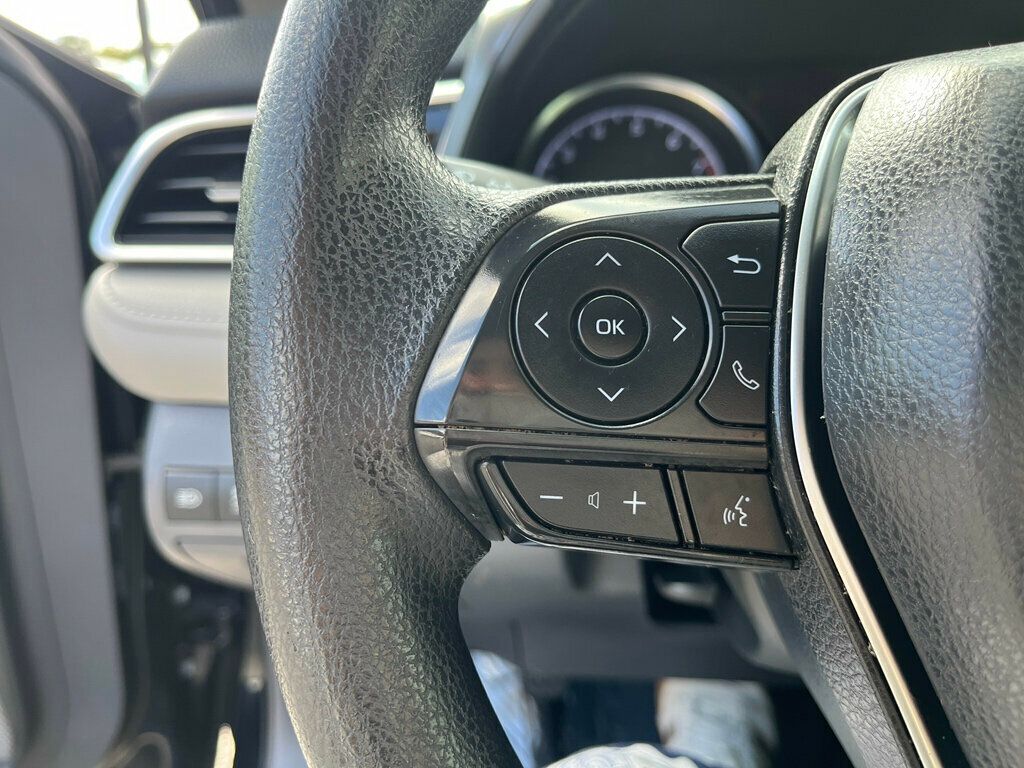 2018 Toyota Camry LE Automatic - 22929994 - 14