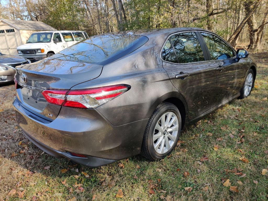 2018 Toyota Camry LE Automatic - 19556908 - 3