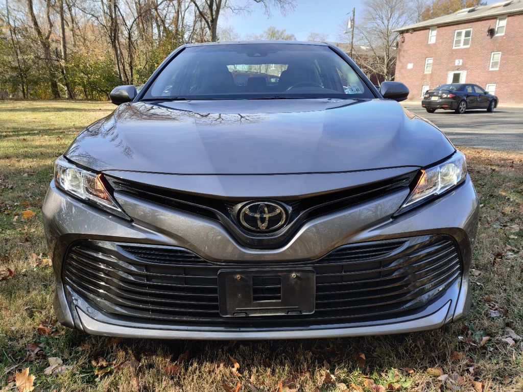 2018 Toyota Camry LE Automatic - 19556908 - 7