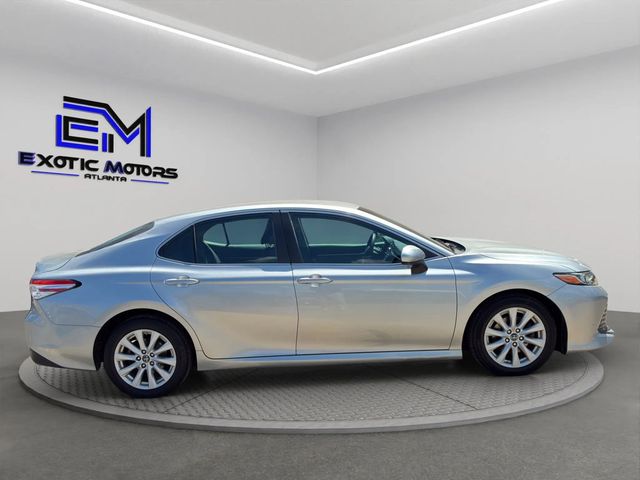 2018 Toyota Camry LE Automatic - 23049234 - 5