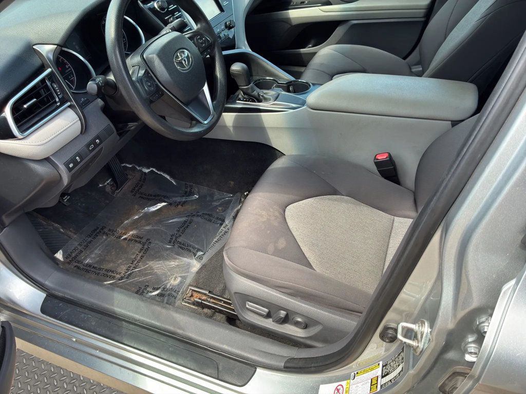 2018 Toyota Camry LE Automatic - 23049234 - 8