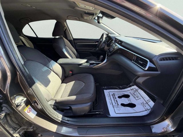 2018 Toyota Camry LE Automatic - 23002115 - 23