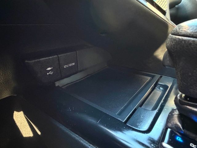 2018 Toyota Camry LE Automatic - 23002115 - 37