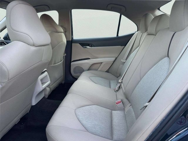 2018 Toyota Camry LE Automatic - 23028707 - 10