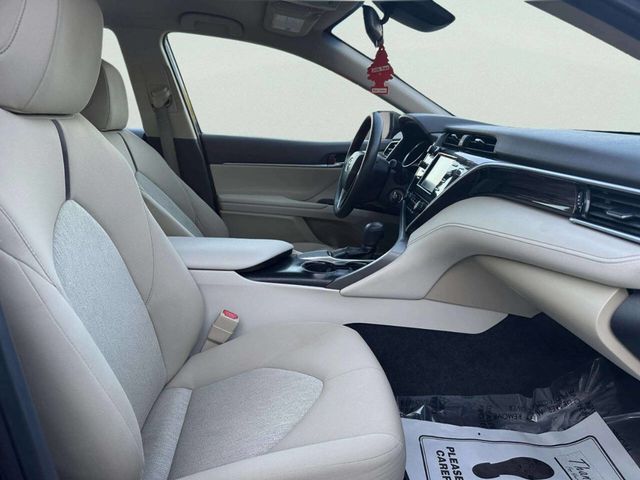 2018 Toyota Camry LE Automatic - 23028707 - 22