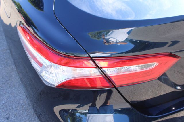 2018 Toyota Camry LE Automatic - 23083628 - 9