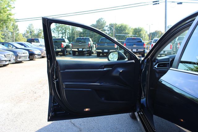 2018 Toyota Camry LE Automatic - 23083628 - 10