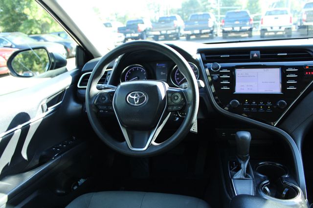 2018 Toyota Camry LE Automatic - 23083628 - 14