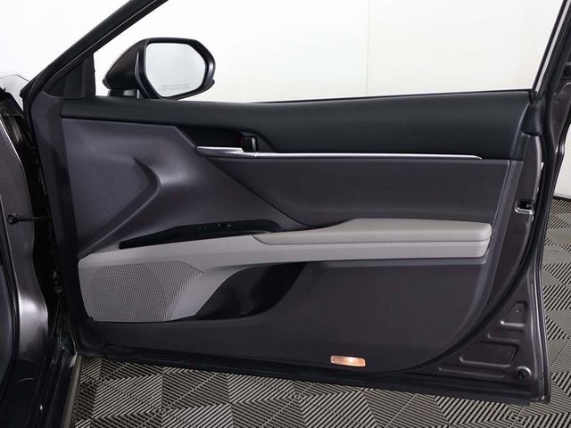 2018 Toyota Camry LE Automatic - 22945107 - 19