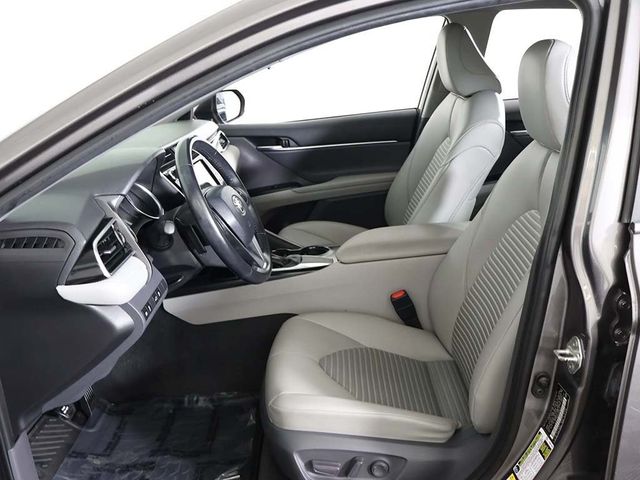 2018 Toyota Camry LE Automatic - 22945107 - 26