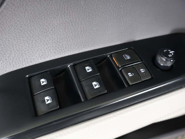 2018 Toyota Camry LE Automatic - 22945107 - 32