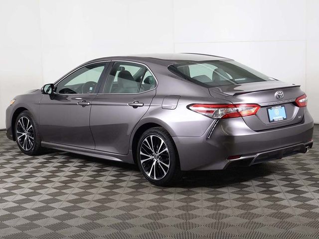 2018 Toyota Camry LE Automatic - 22945107 - 5