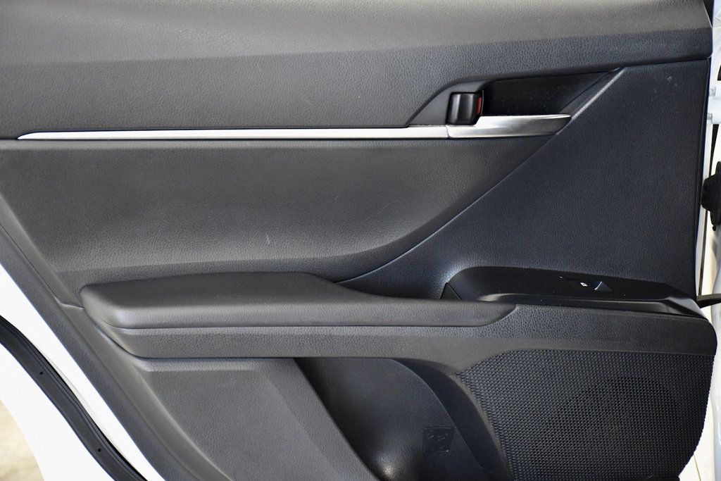 2018 Toyota Camry LE Automatic - 23099066 - 10