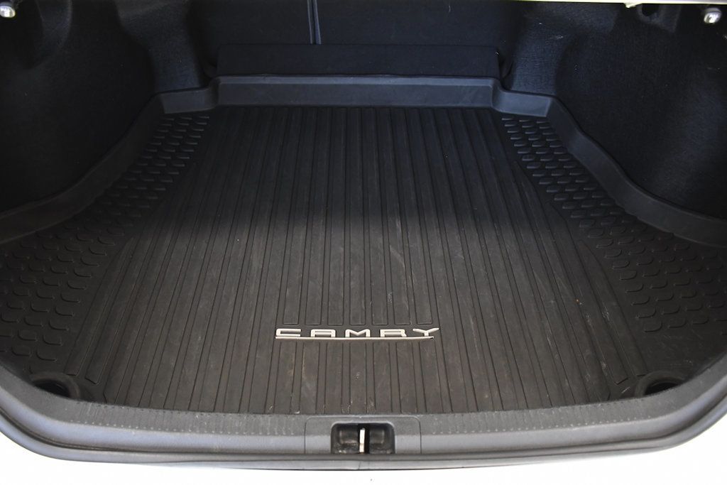 2018 Toyota Camry LE Automatic - 23099066 - 12