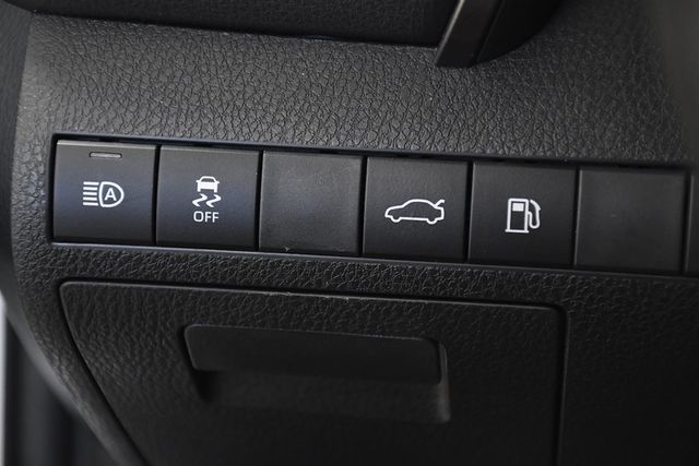 2018 Toyota Camry LE Automatic - 23099066 - 28