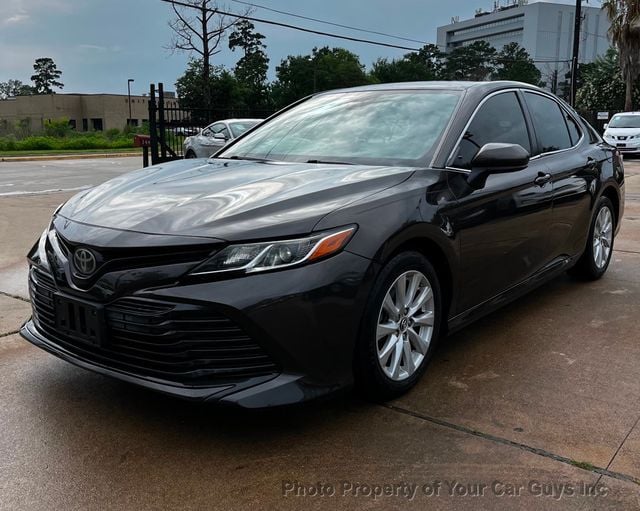 2018 Toyota Camry LE Automatic - 23041158 - 0