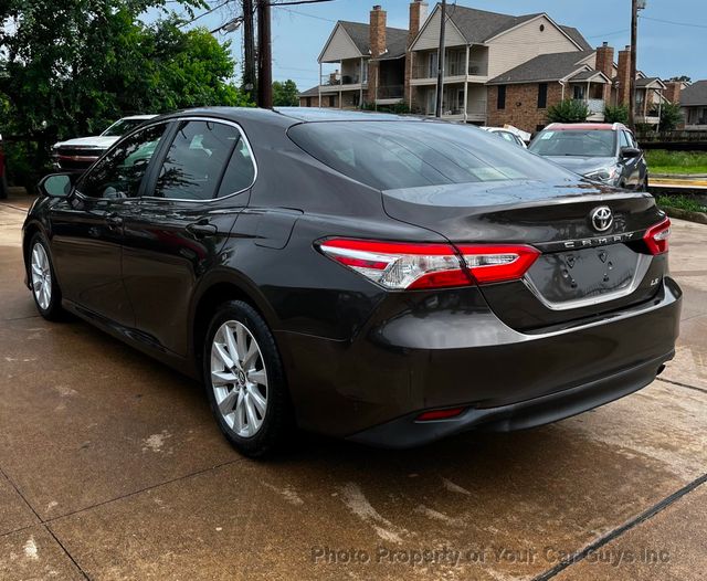 2018 Toyota Camry LE Automatic - 23041158 - 9