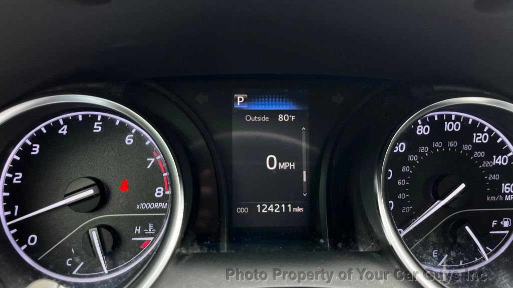 2018 Toyota Camry LE Automatic - 23041158 - 22