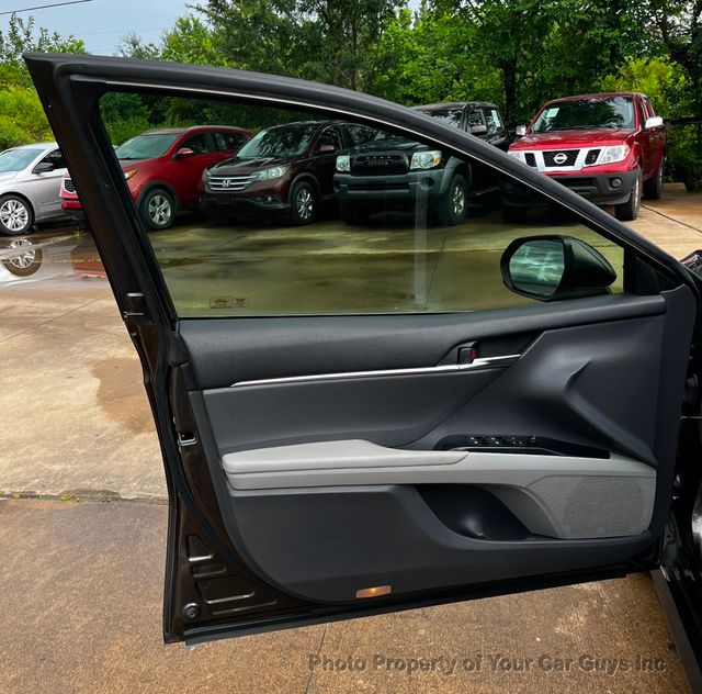 2018 Toyota Camry LE Automatic - 23041158 - 25