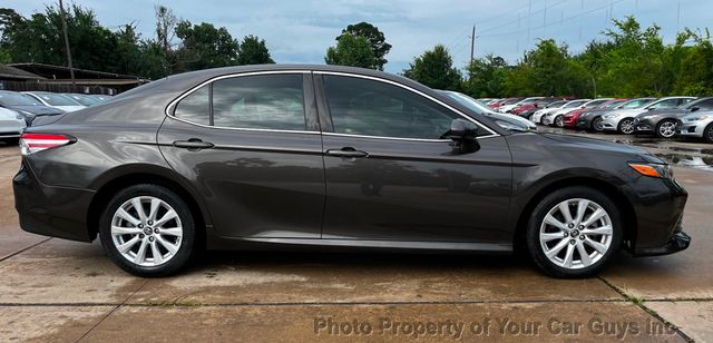2018 Toyota Camry LE Automatic - 23041158 - 4