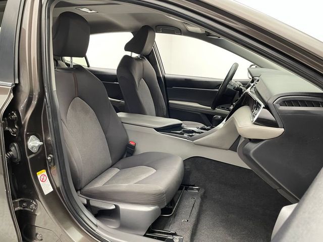 2018 Toyota Camry LE Automatic - 22995944 - 15