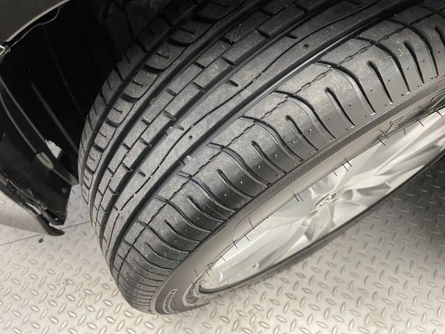 2018 Toyota Camry LE Automatic - 22995944 - 38