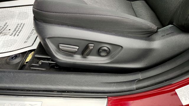 2018 Toyota Camry LE Automatic - 22950012 - 10