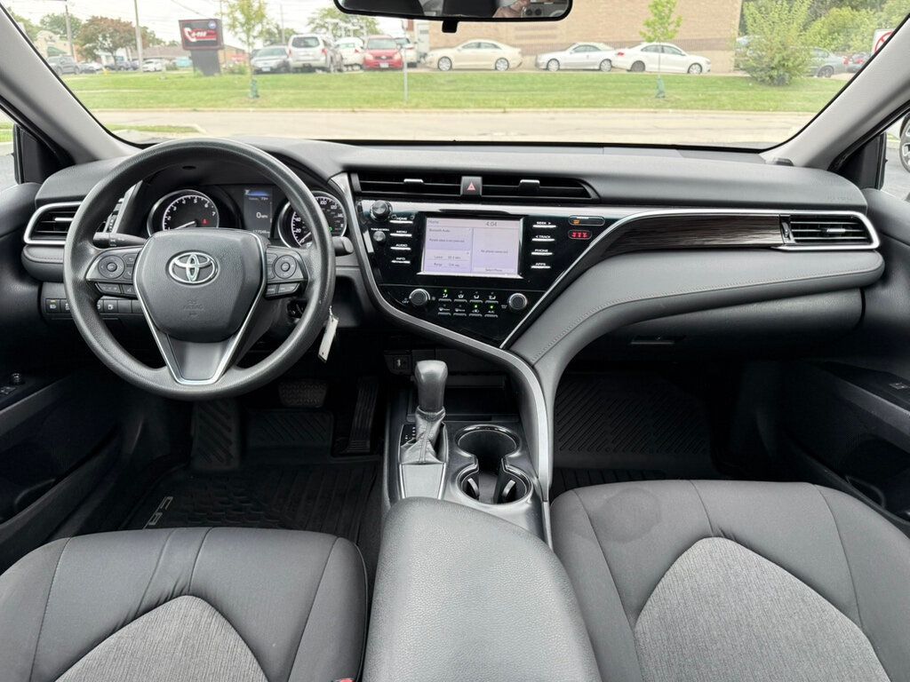 2018 Toyota Camry LE Automatic - 22907950 - 1