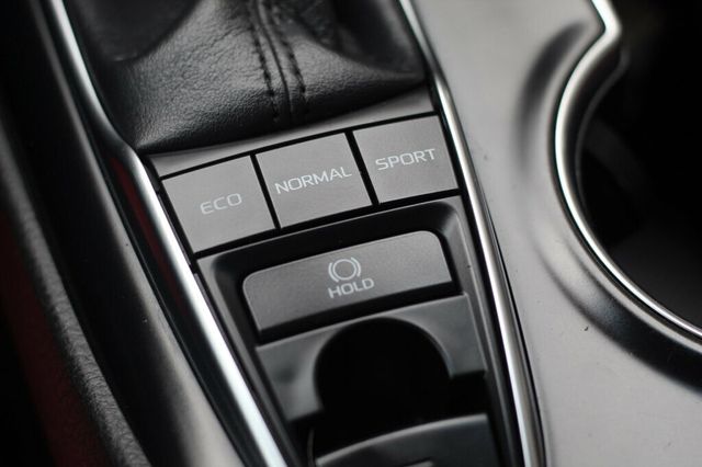 2018 Toyota Camry ONE OWNER XSE  W/ LEATHER, NAVIGATION - 23002390 - 29