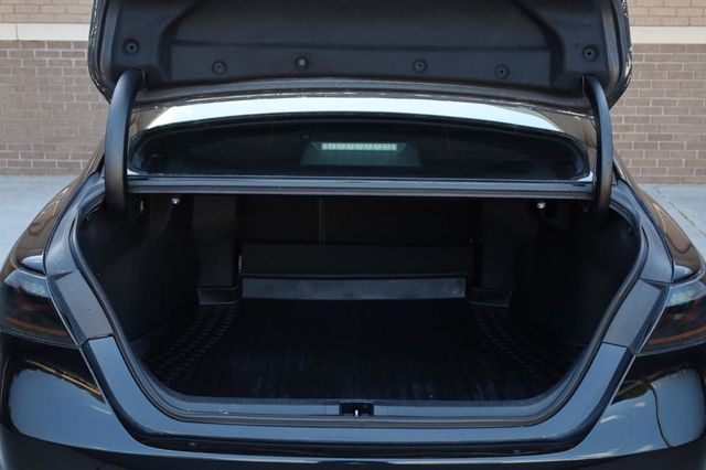 2018 Toyota Camry SE - 23017376 - 9