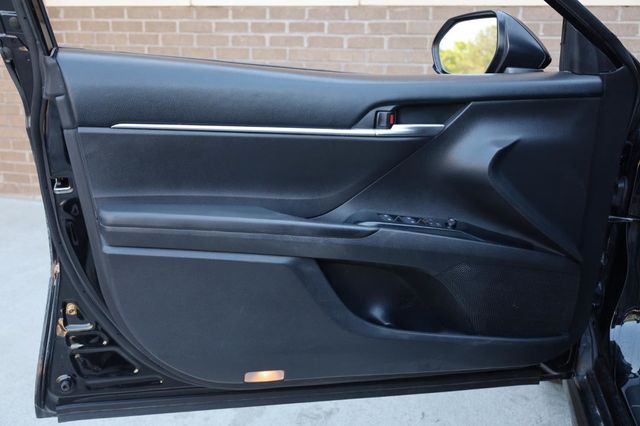 2018 Toyota Camry SE - 23017376 - 12