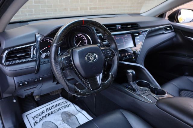 2018 Toyota Camry SE - 23017376 - 13