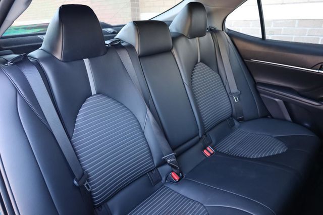 2018 Toyota Camry SE - 23017376 - 23