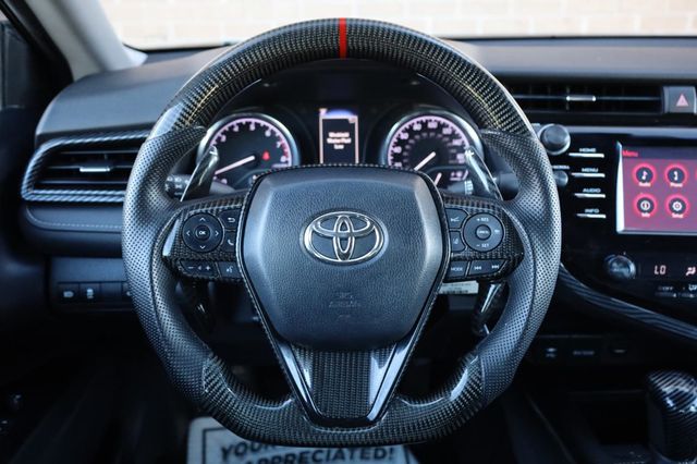 2018 Toyota Camry SE - 23017376 - 30