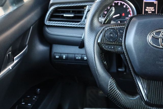 2018 Toyota Camry SE - 23017376 - 31